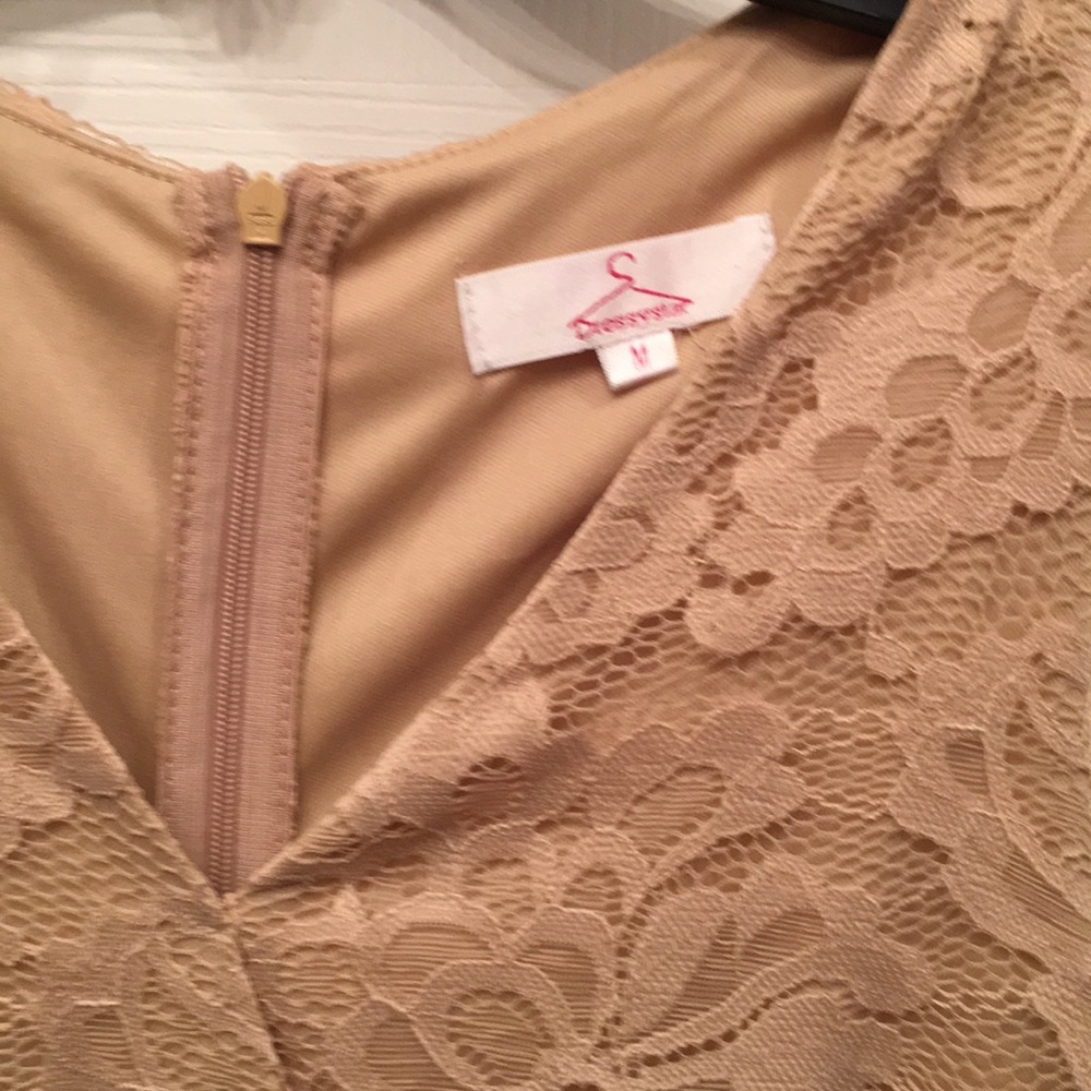 Dress - Picture 4 of 6